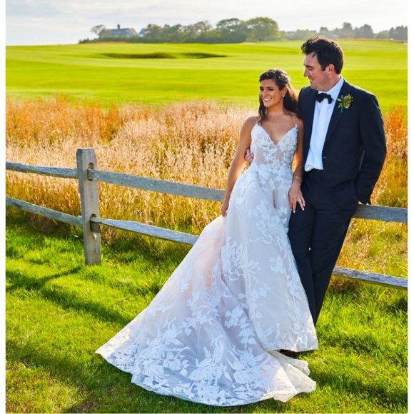 Monique Lhuillier Maeve Wedding Dress